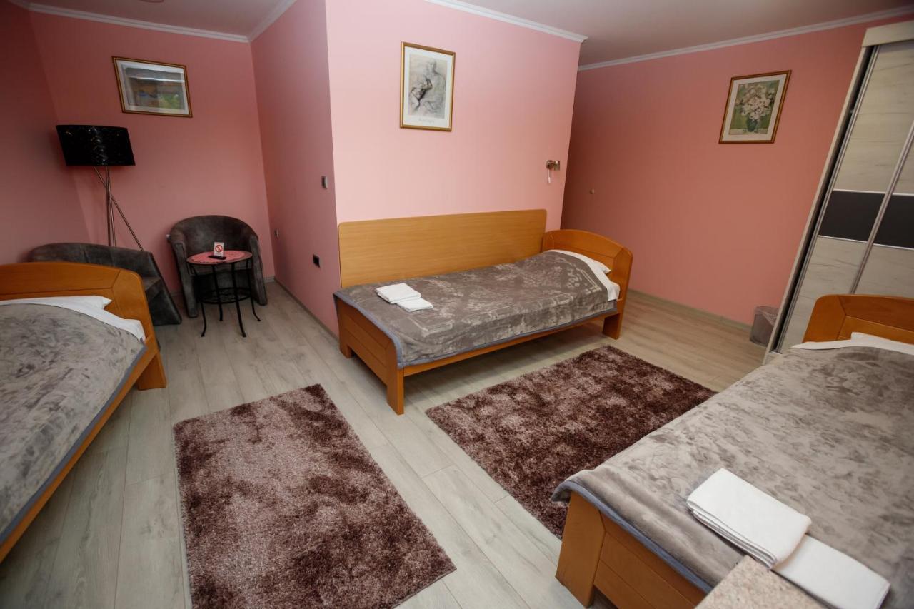 Guest House Mali Homtel Subotica Dış mekan fotoğraf