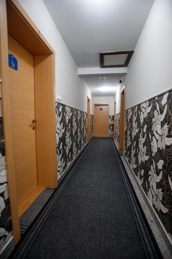 Guest House Mali Homtel Subotica Dış mekan fotoğraf