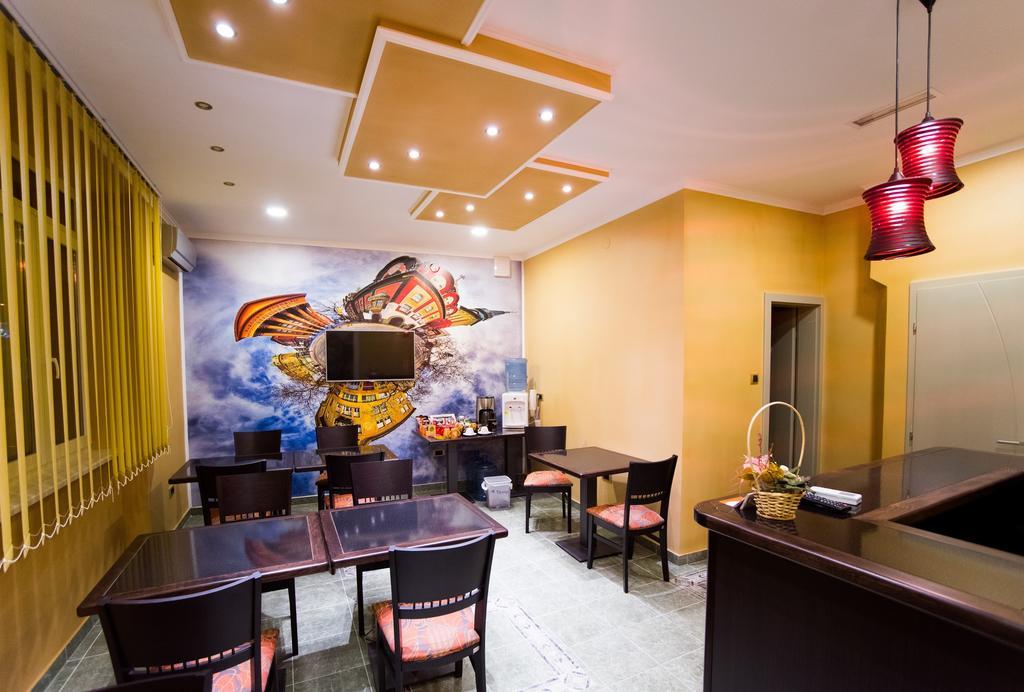 Guest House Mali Homtel Subotica Dış mekan fotoğraf